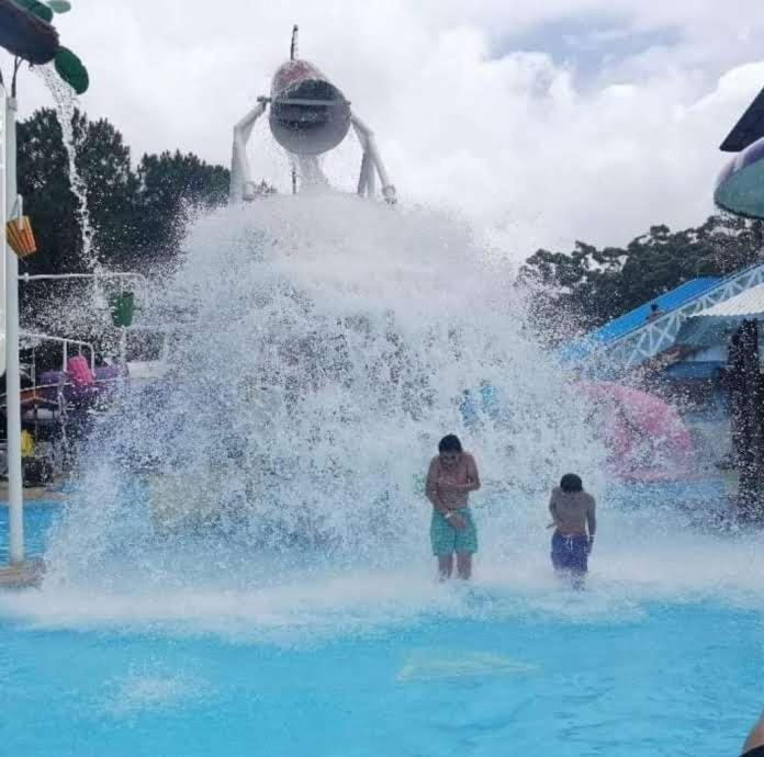 אפרטהוטל Complejo Turistico Chuy מראה חיצוני תמונה